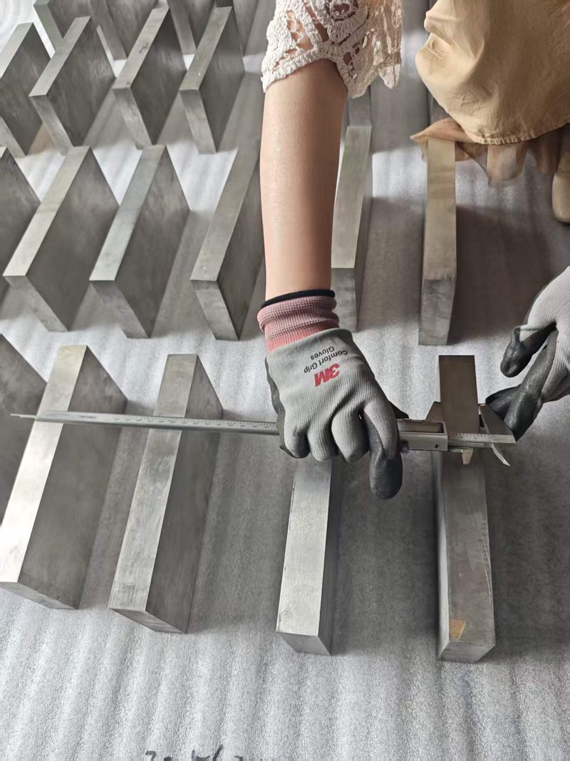 Inconel 706 alloy forged disc and bar for large gas turbine components - Shanghai Hangbo Alloy